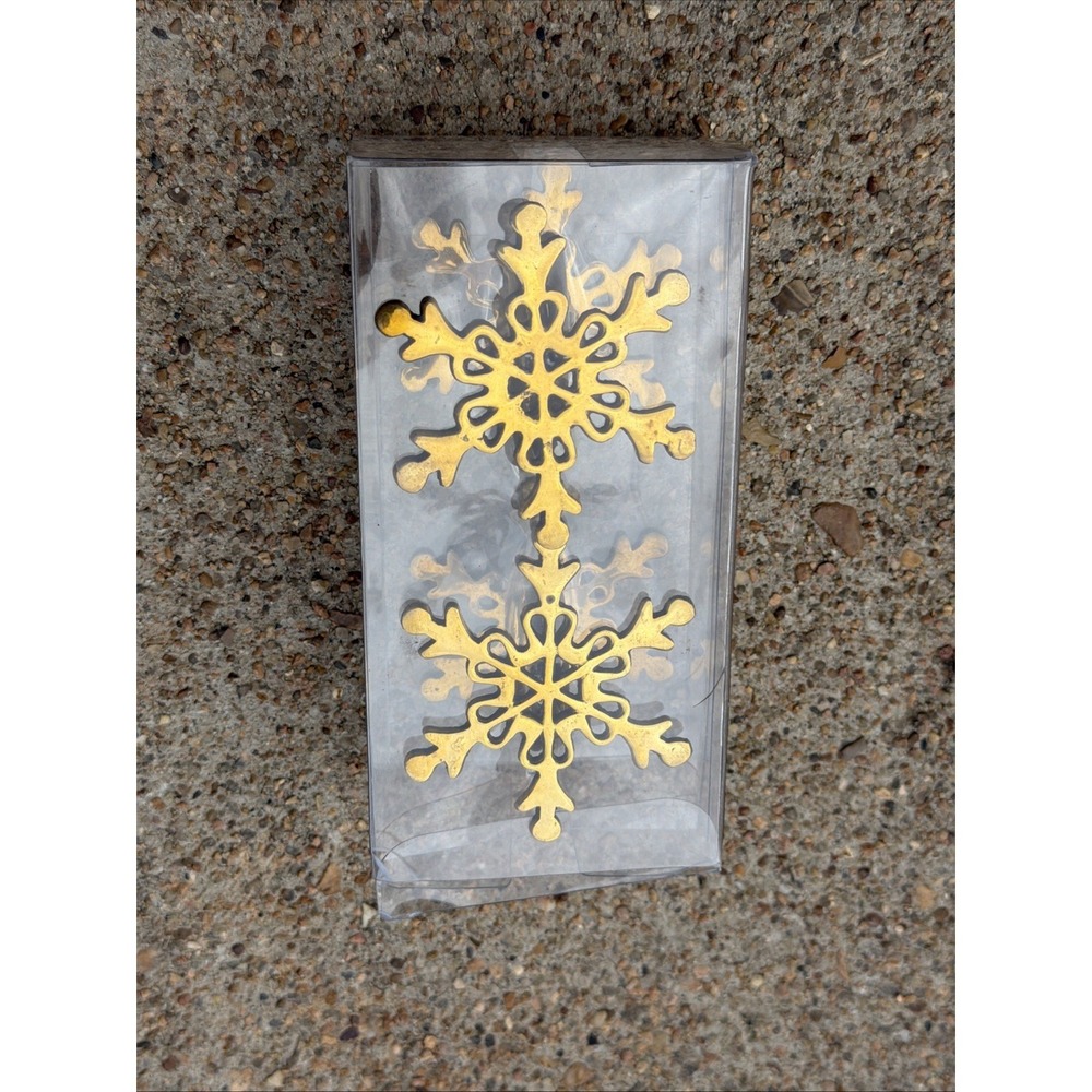 Set of 4 Vintage Solid Brass Snowflake Napkin Rings Winter Holiday‎ Decor